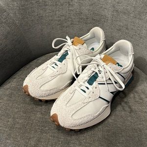 327 Sneaker (women’s)